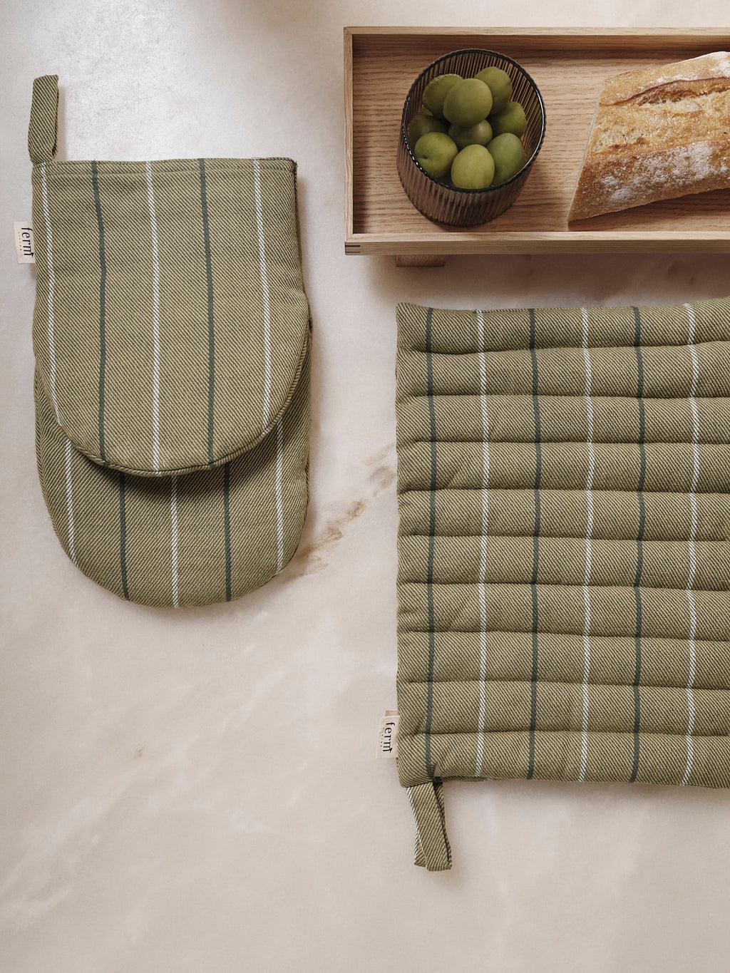 Ito Pot Holder & Oven Mitt Gift Set - Seaweed