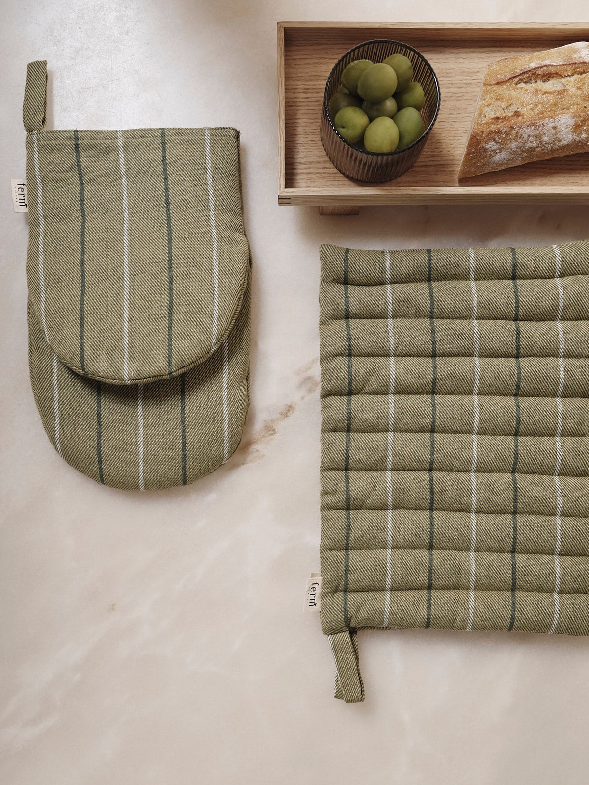 Ito Pot Holder & Oven Mitt Gift Set - Seaweed